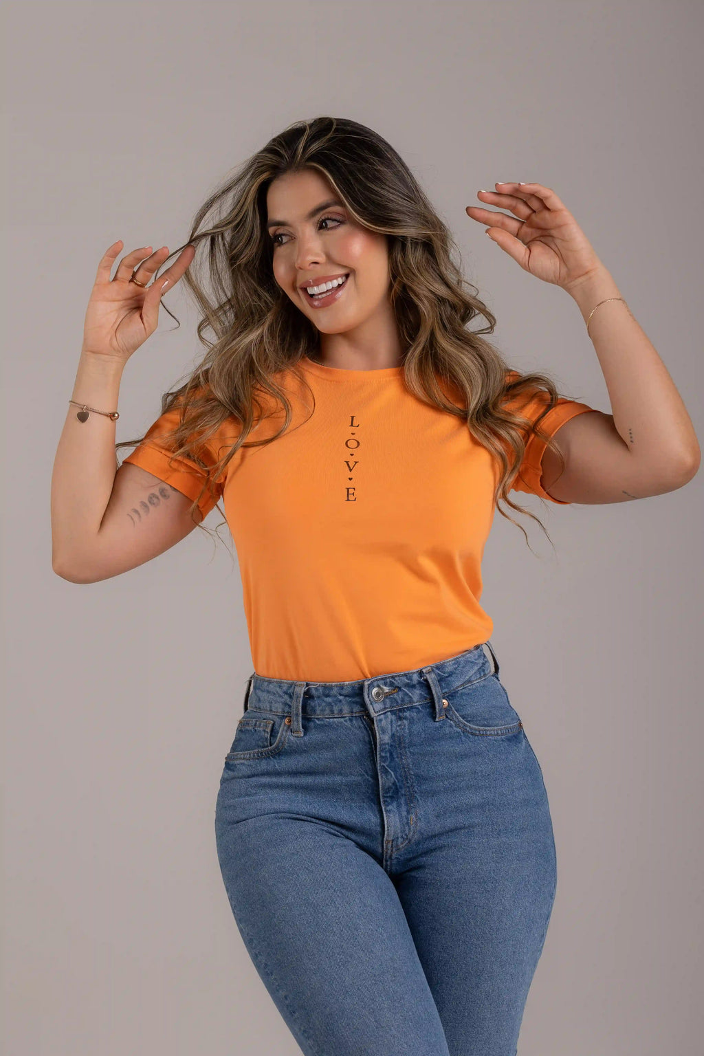 CAMISETA LOVE