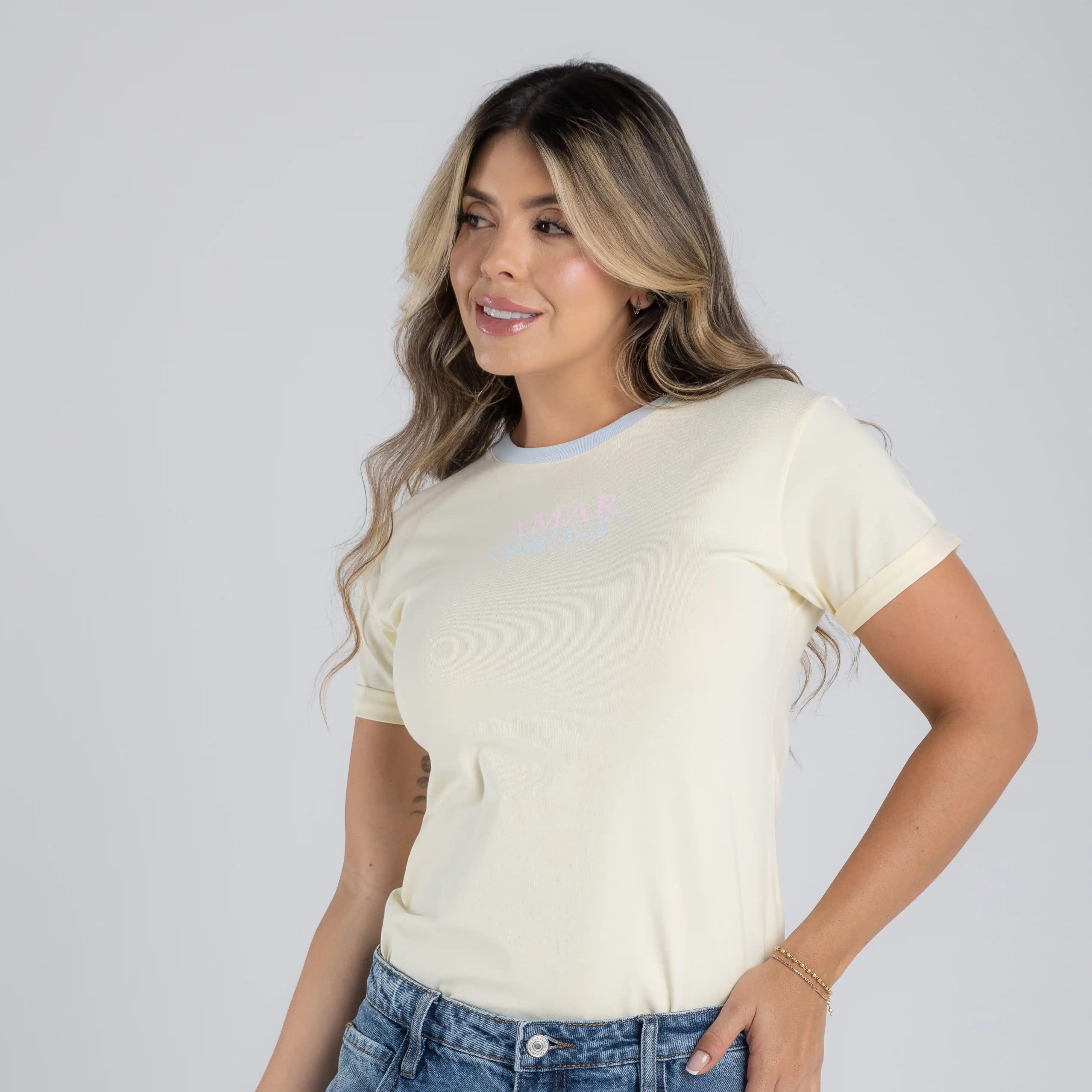 CAMISETA AMAR