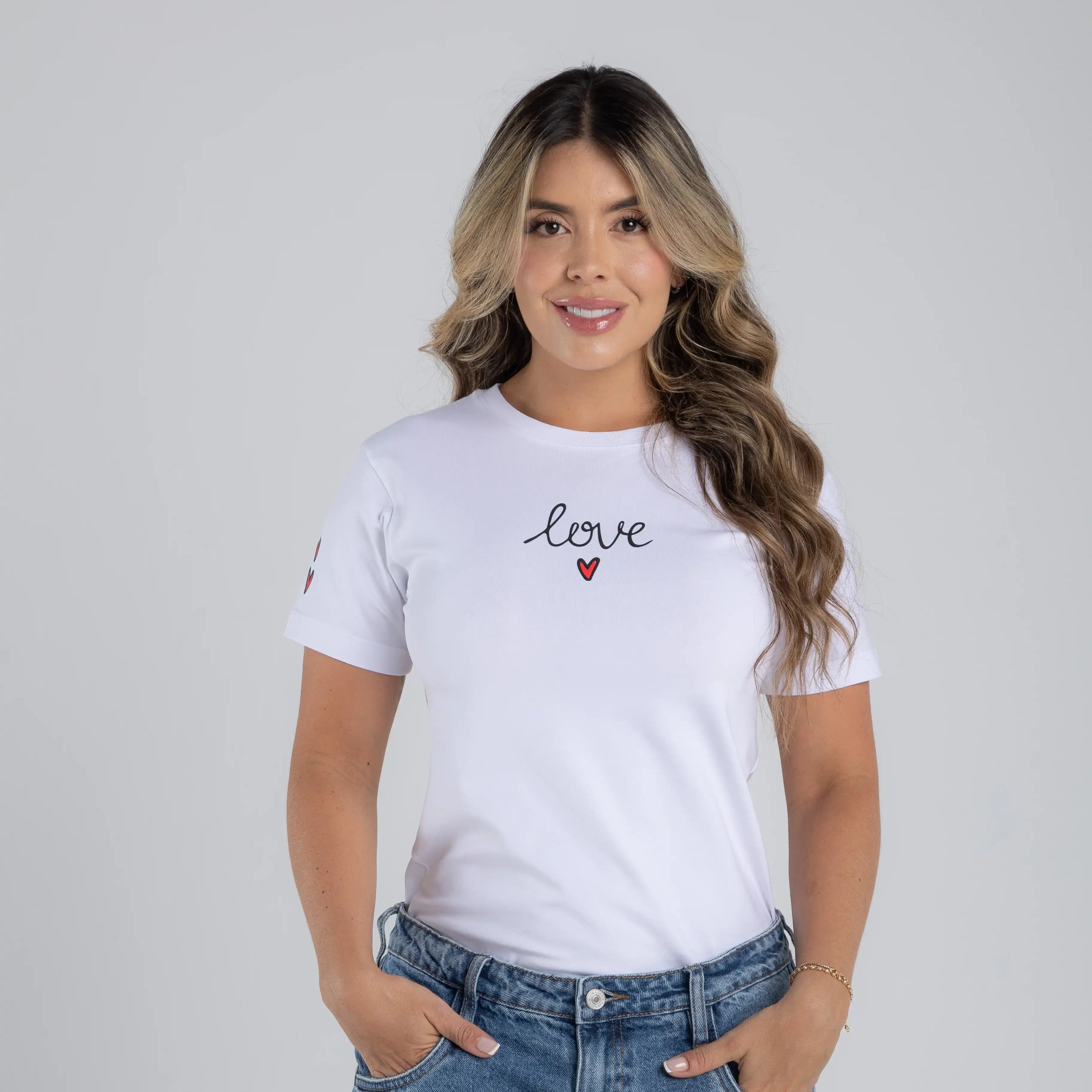 CAMISETA LOVE