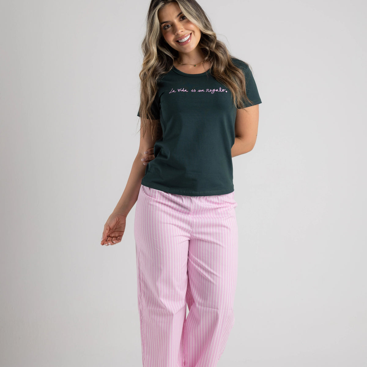 PIJAMA RAYAS LA VIDA ES UN REGALO