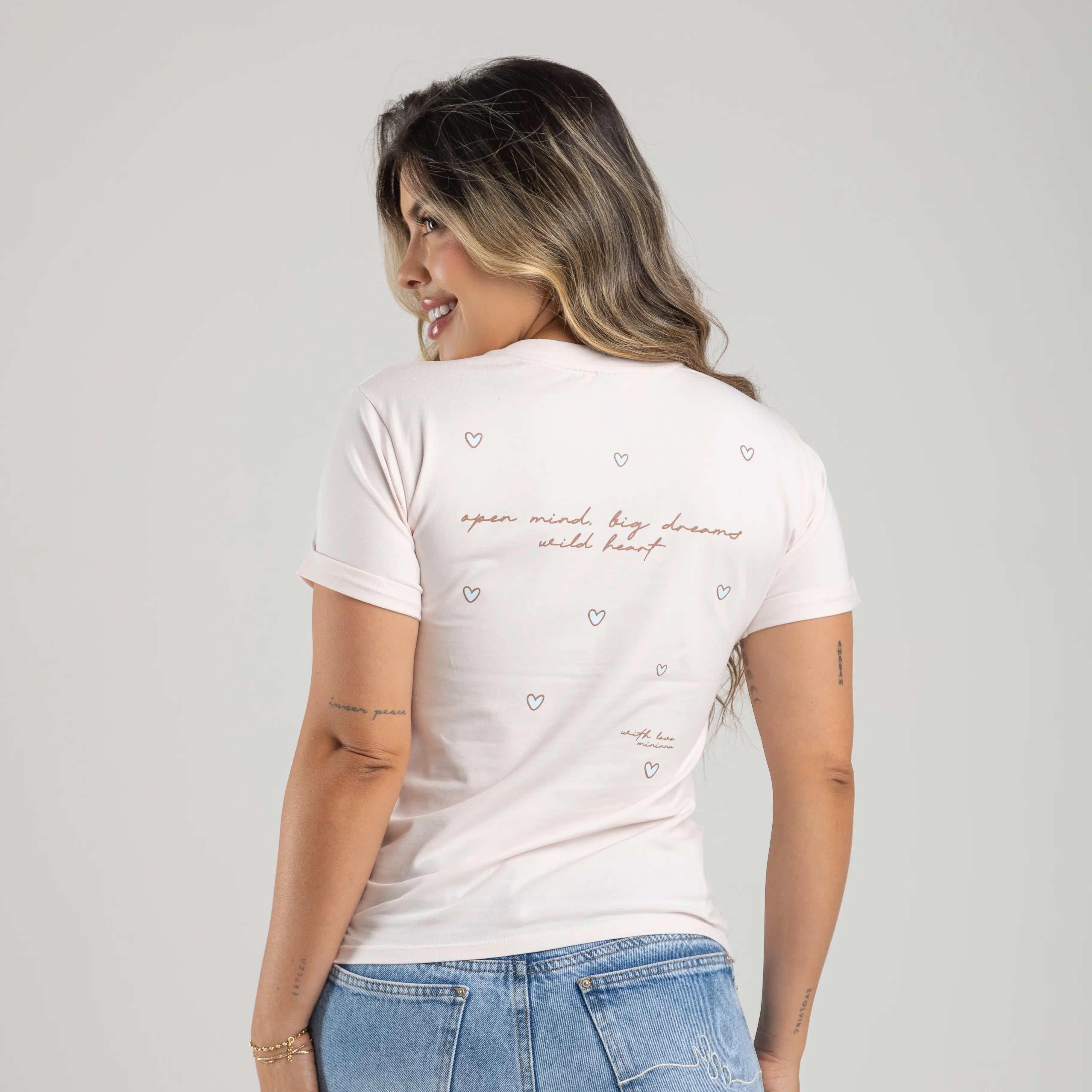CAMISETA CORAZONES