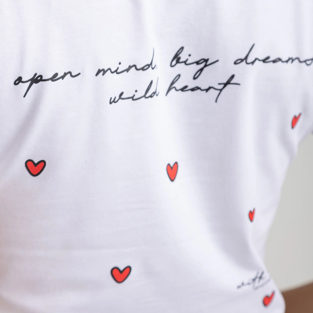 CAMISETA CORAZONES