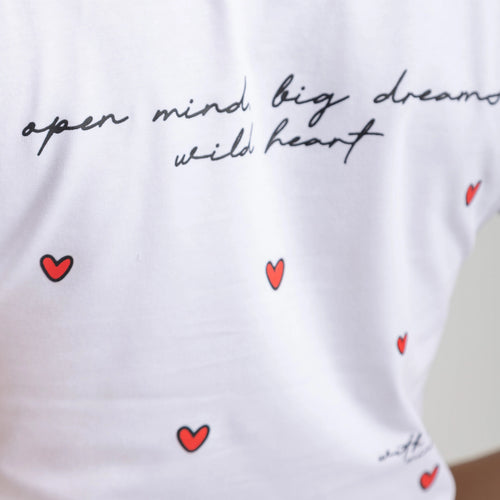 CAMISETA CORAZONES