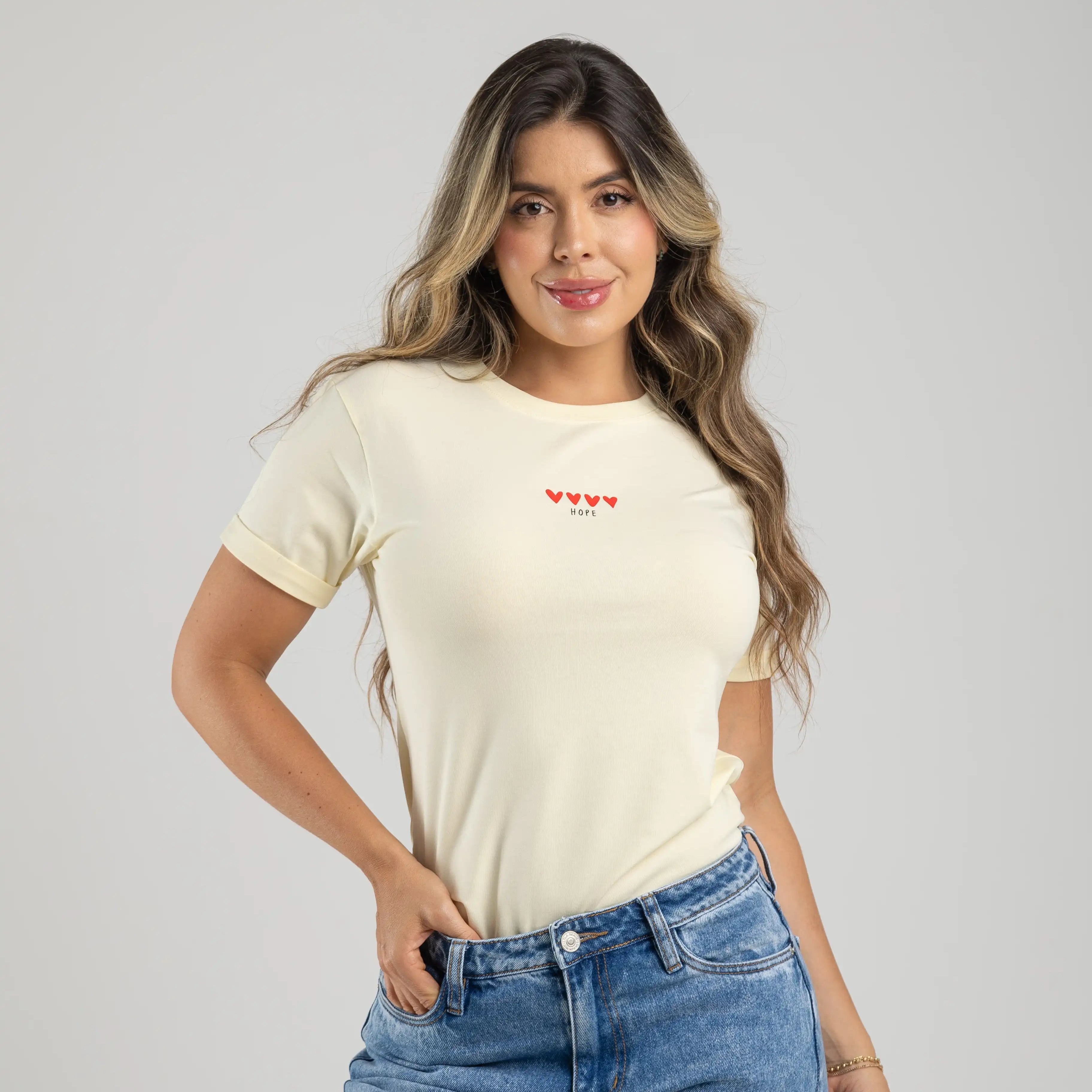 CAMISETA HOPE CORAZONES