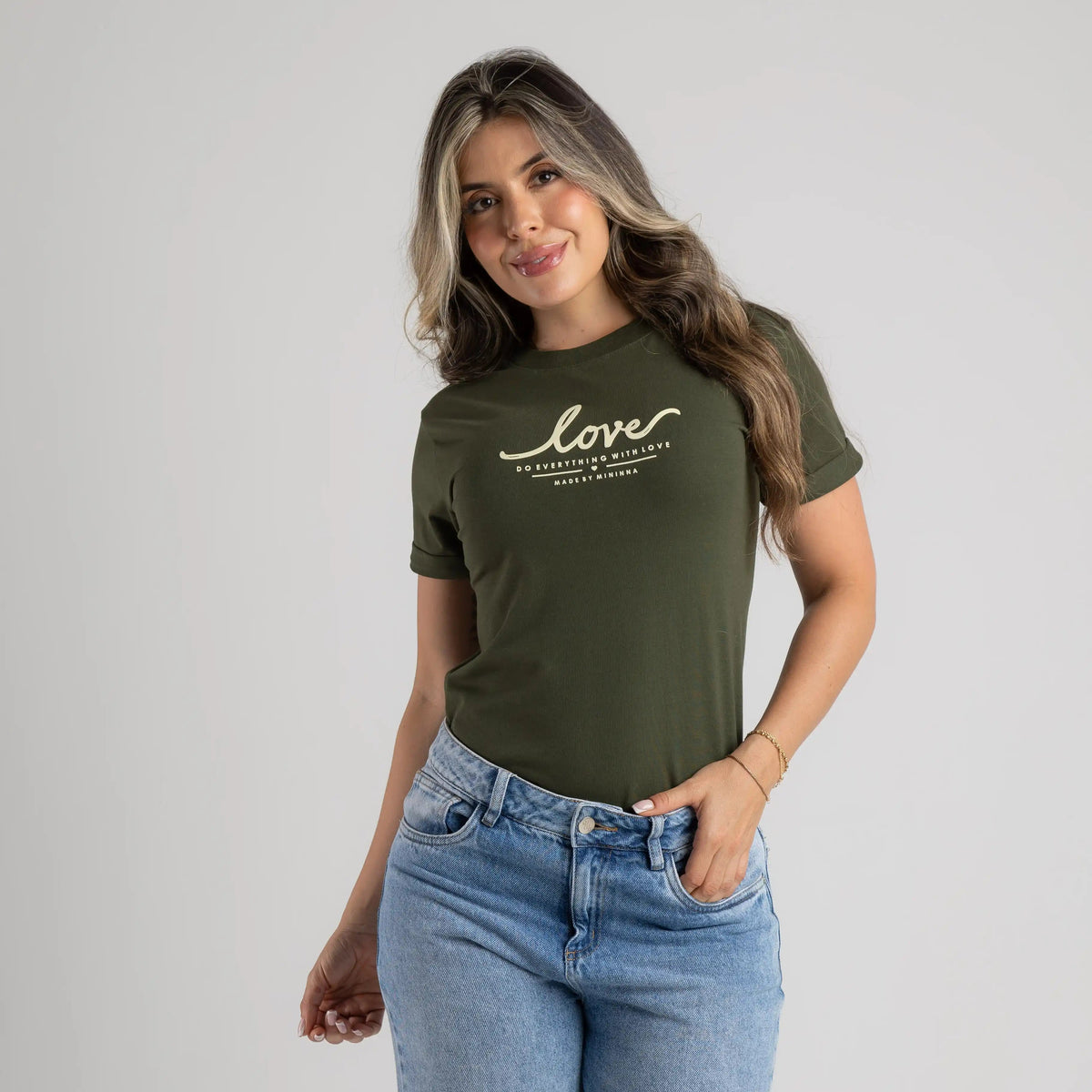 CAMISETA LOVE DO EVERYTHING