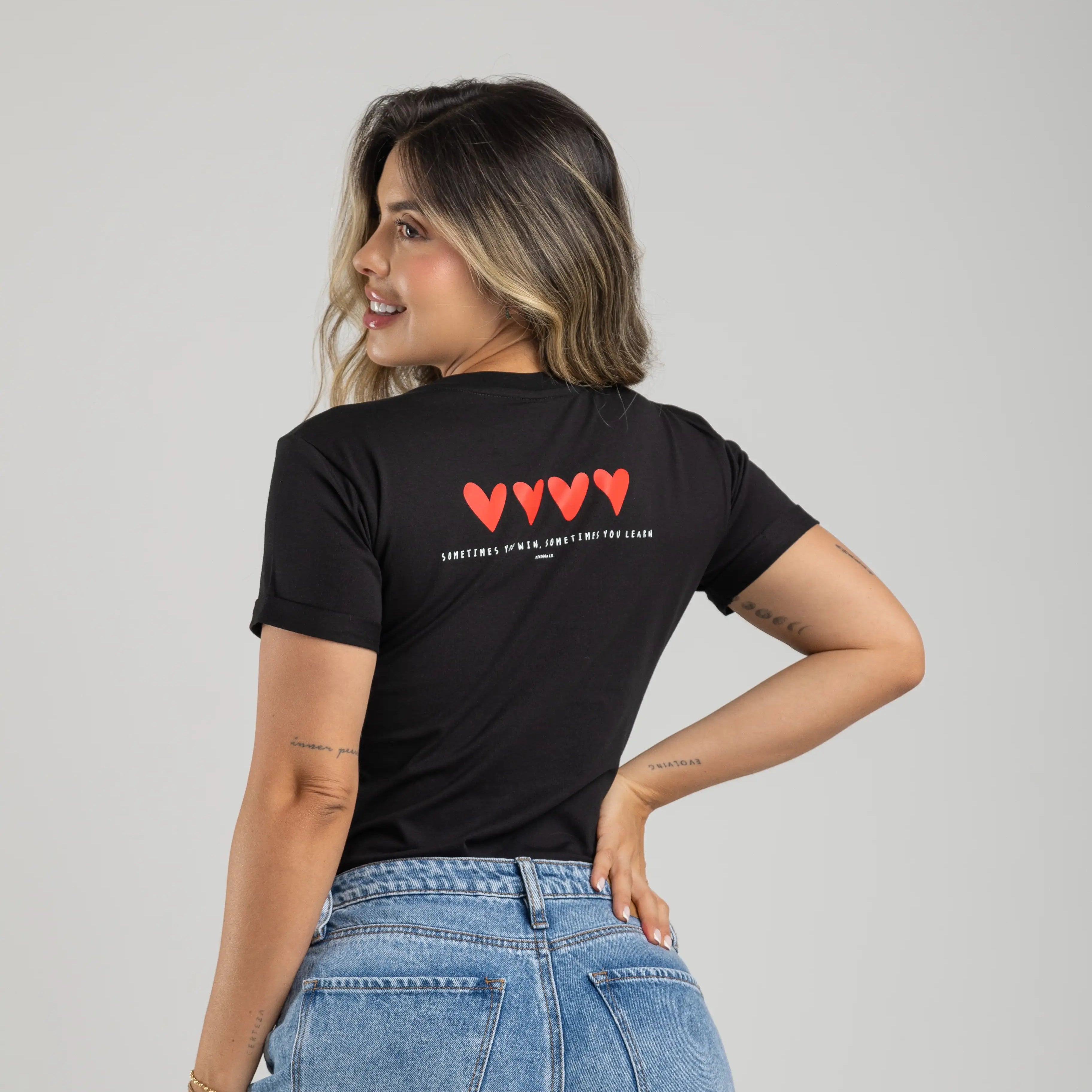 CAMISETA HOPE CORAZONES