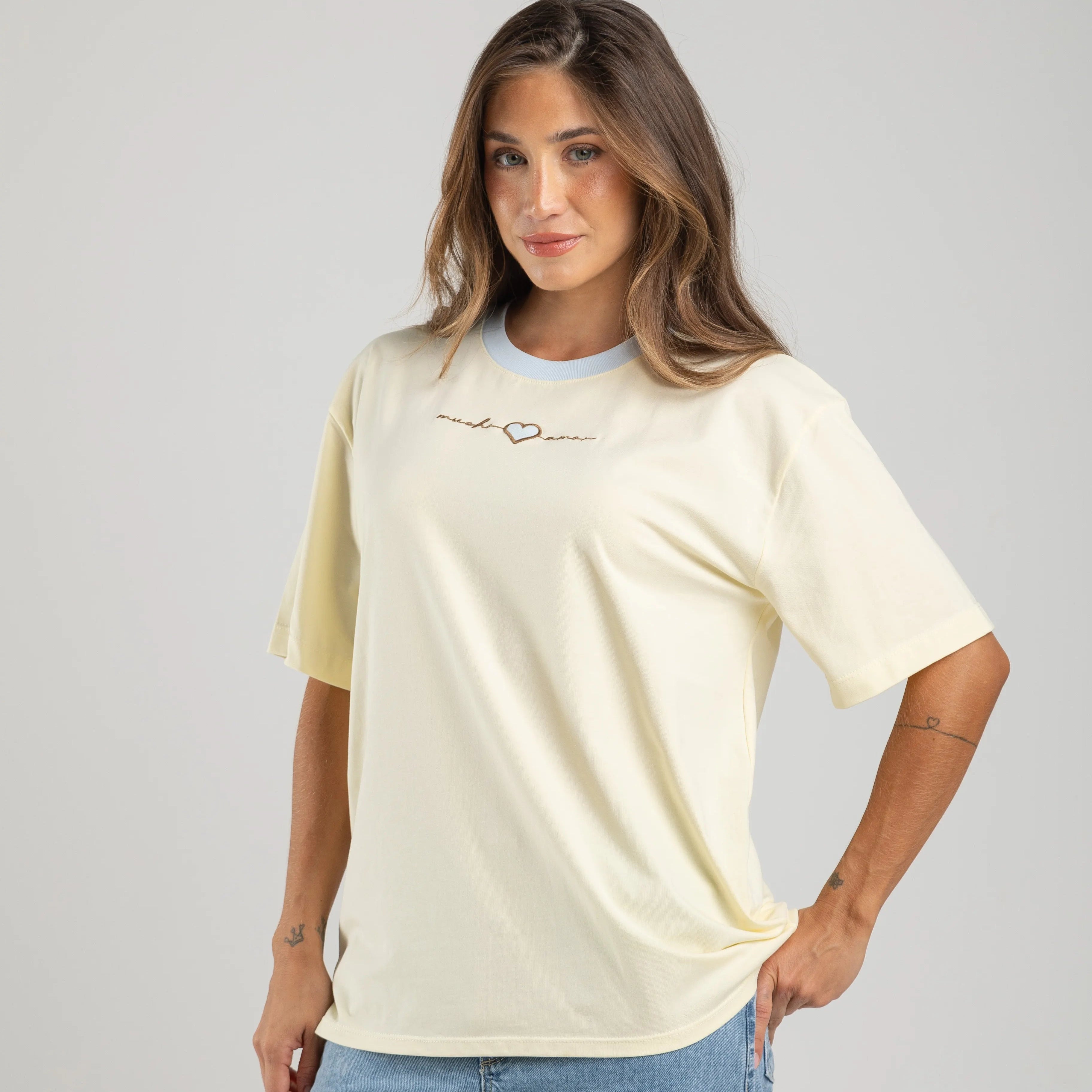 OVERSIZED MUCHO AMOR