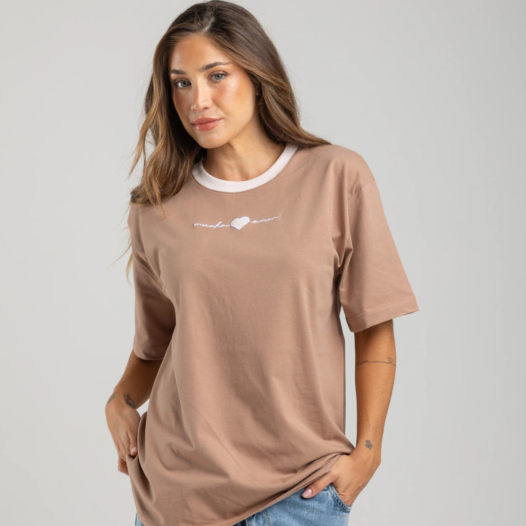 OVERSIZED MUCHO AMOR