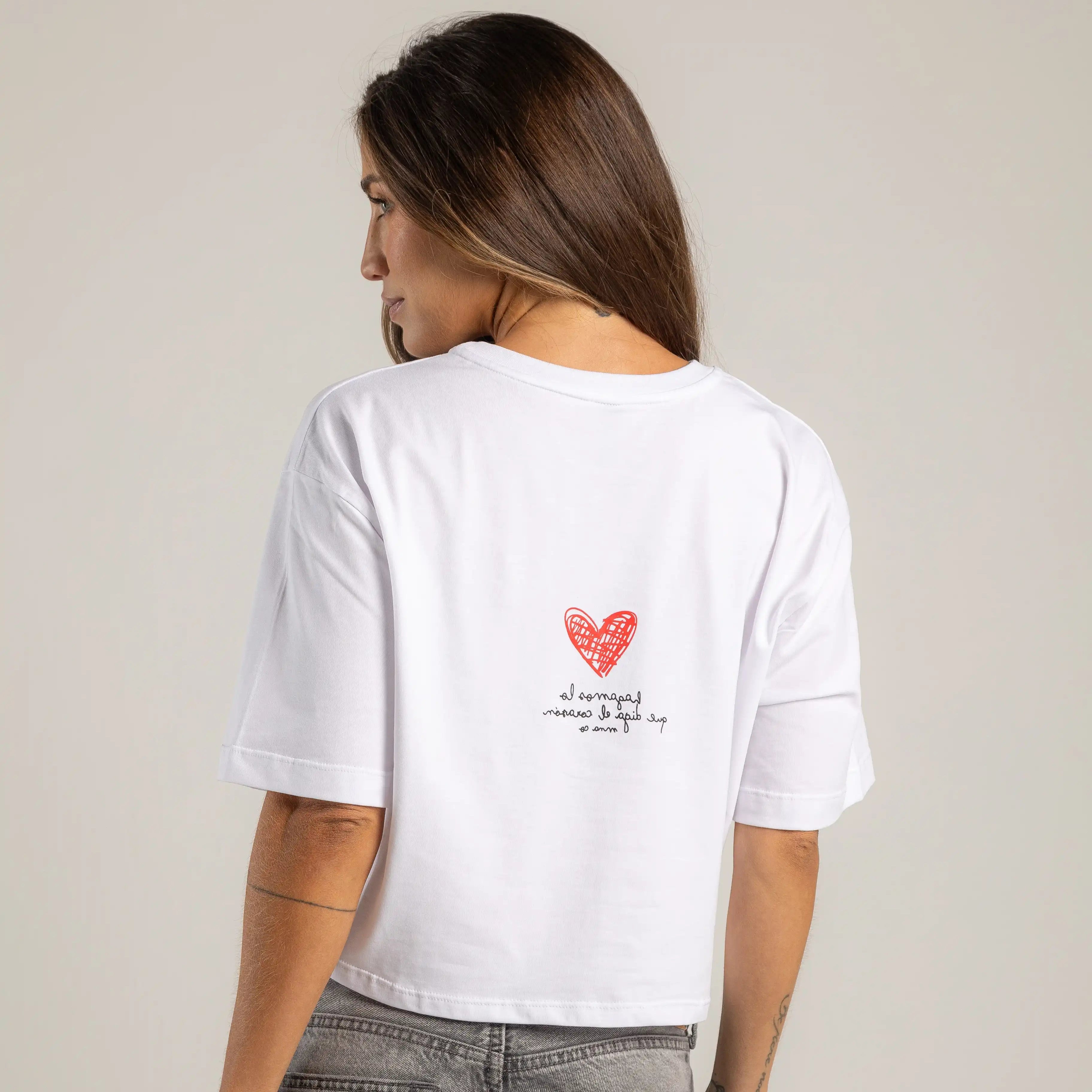 OVERSIZED CORTA HAGAMOS LO QUE DIGA EL CORAZÓN