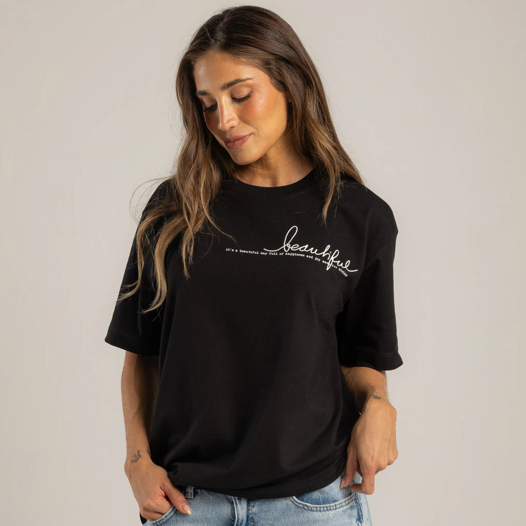 OVERSIZED BEAUTIFUL