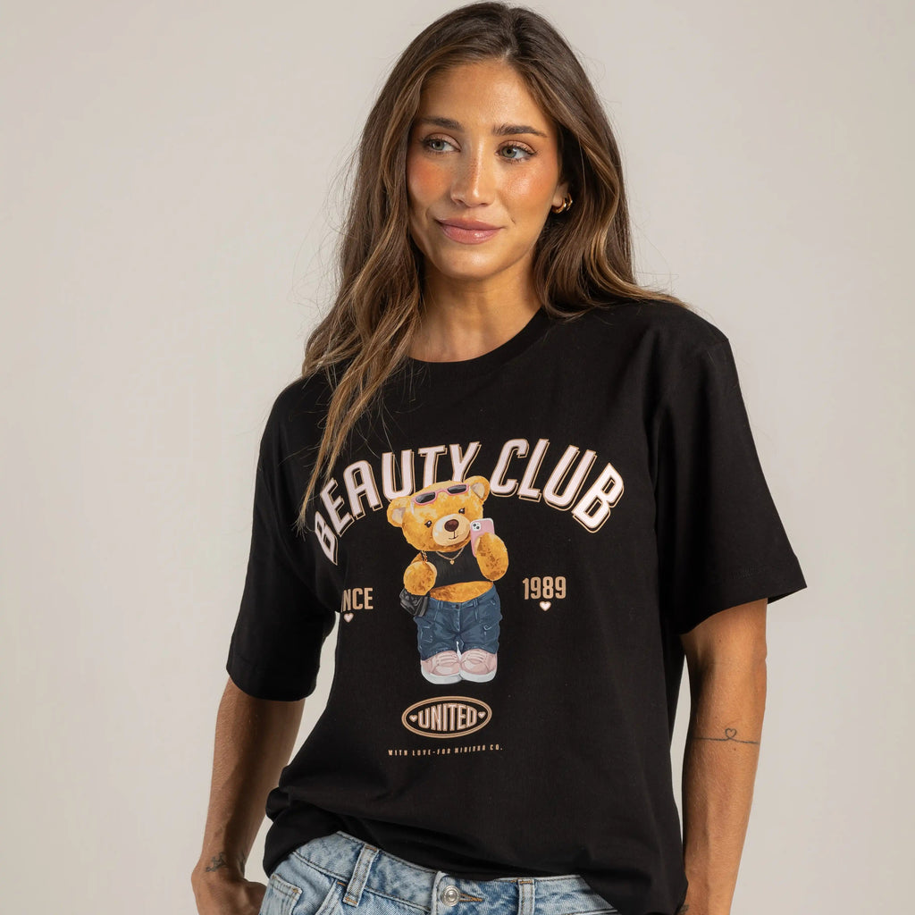 OVERSIZED BEAUTY CLUB