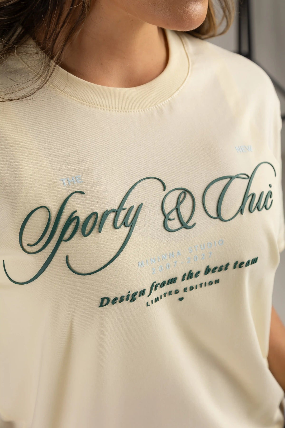 OVERSIZED MINI SPORTY CHIC