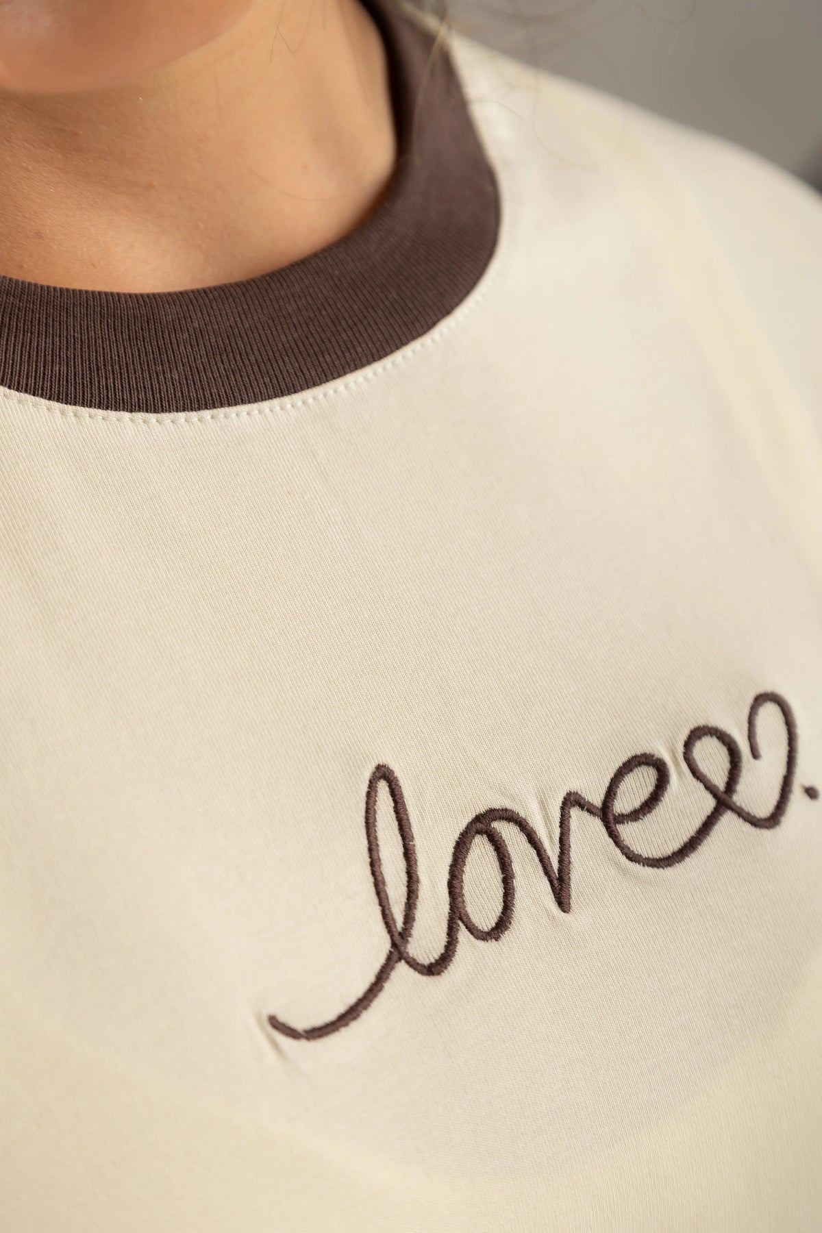 OVERSIZED LOVE BORDADA