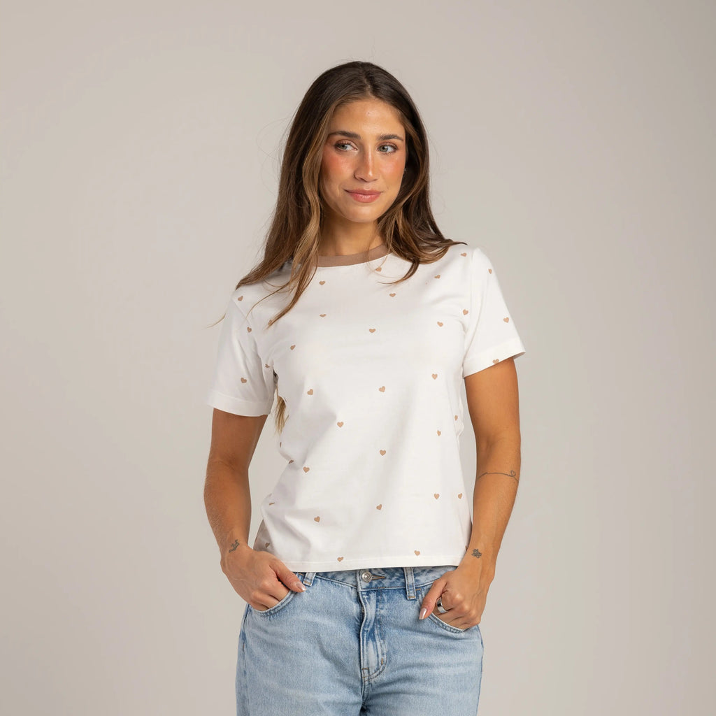 CAMISETA FONDEO CORAZONES