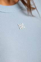 CAMISETA CORTA EN RIB