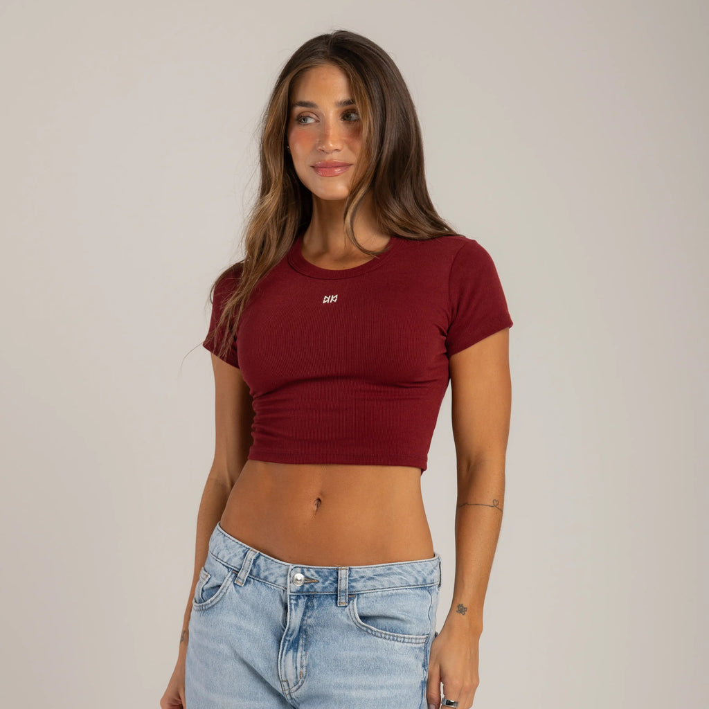 CAMISETA CORTA EN RIB