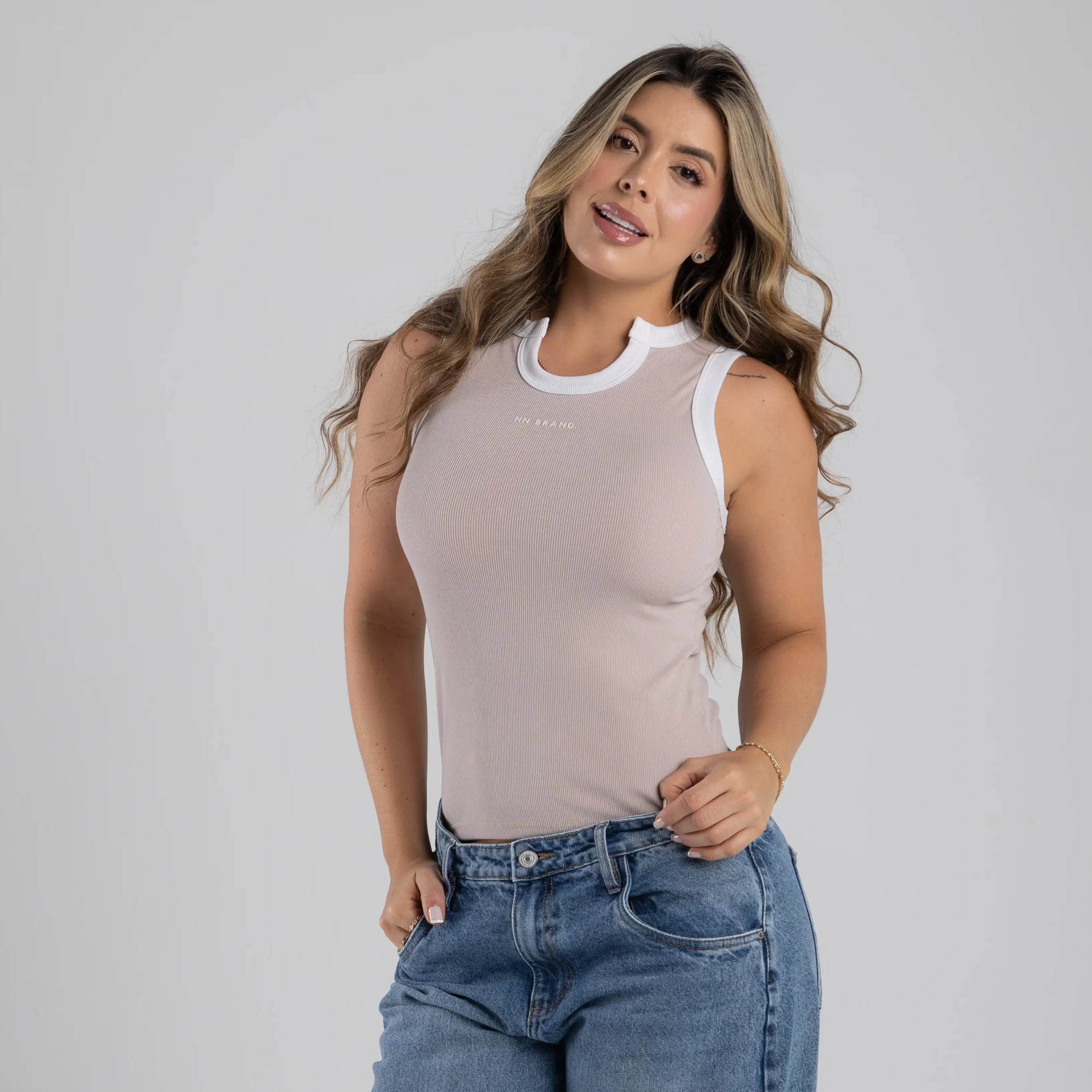 CAMISILLA EN RIB COMBINADO NN